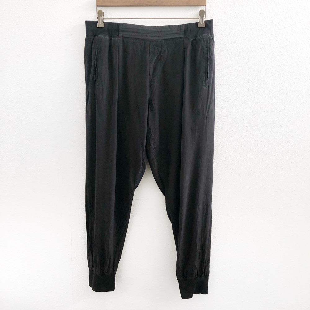 LISA BAYNES Barrel Joggers Size Medium
